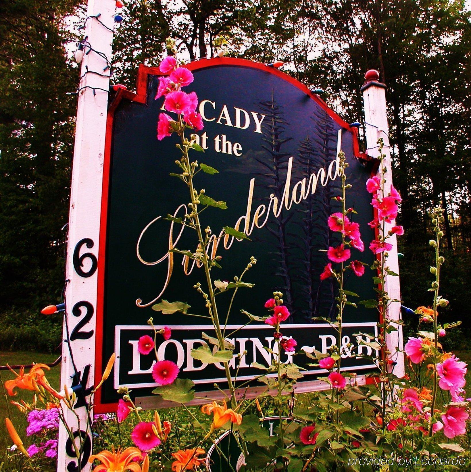 Arcady At The Sunderland Lodge Arlington Exterior photo